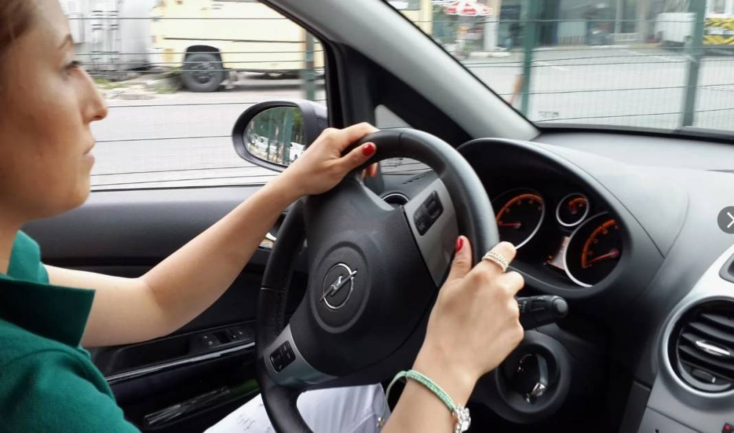 Araba kullanırken en sık yapılan 20 hata - Resim: 8